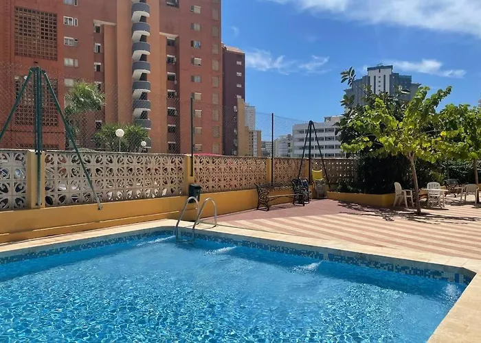 Moderno Centrico Con Piscina Апартаменты