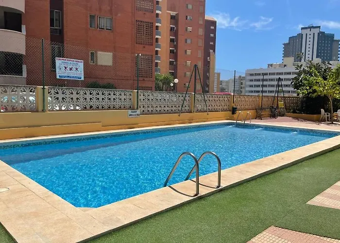 Moderno Centrico Con Piscina Апартаменты *